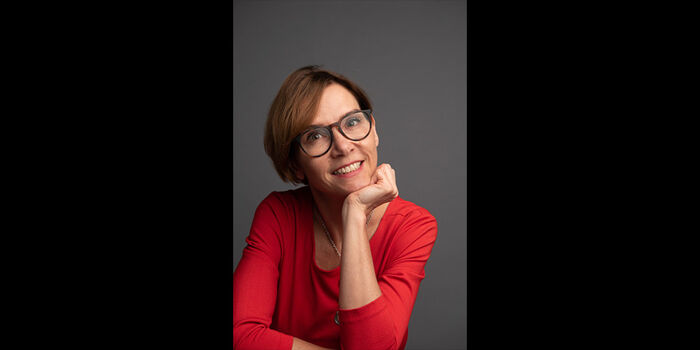 face, woman, red blouse, grey background
