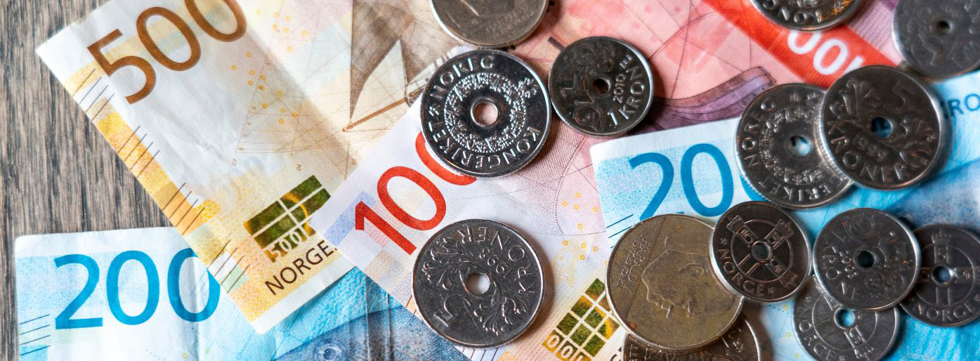 Nærbilde av norsk valuta.
