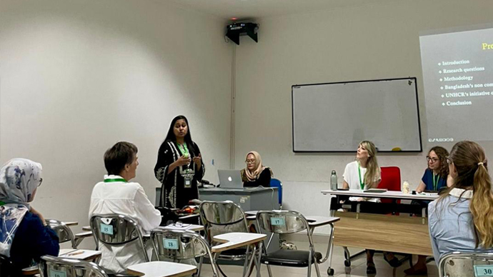 Naureen Rahim at her presentation about Bangladesh.