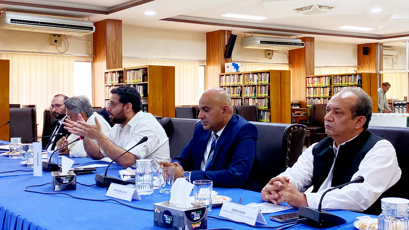 Photo of the roundtable, consising of a group of key actors that are each taking turs to tell their perspectives.