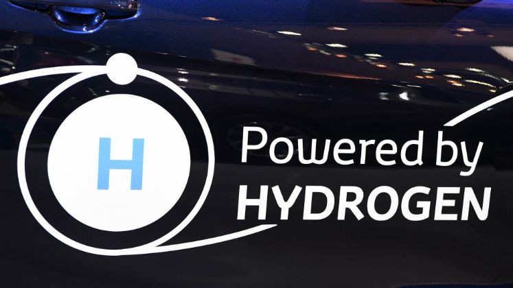 Photo with the text: "Powered by Hydrogen"