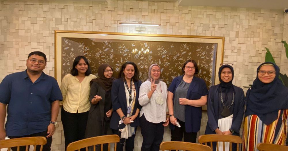 Photo of Elisabeth Bjørnstøl Head of Equality and non-discrimination at the NCHR International Department together with Indonesian partners