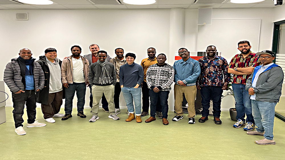 Group photo of the participants 